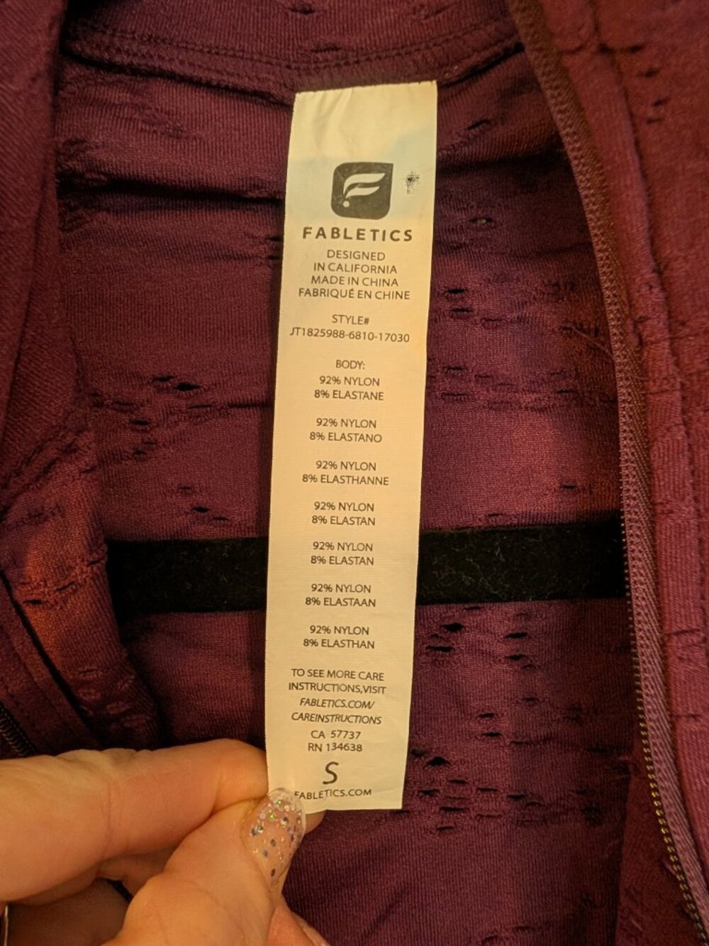 Fabletics Zip-Up That’s Anything But Basic - Picture 3 of 3